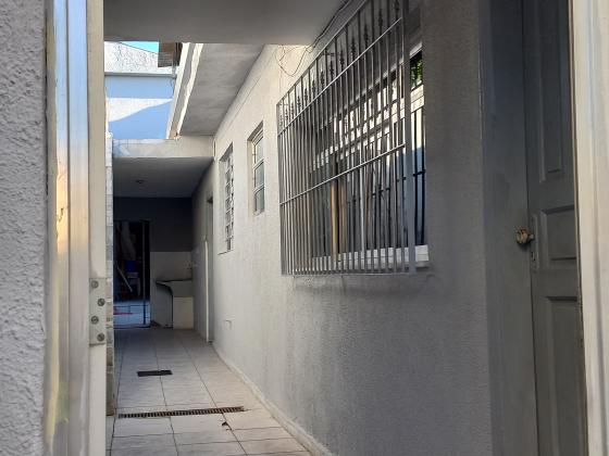 Imóvel com duas casas