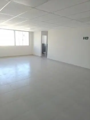Salas comercias em Macaé RJ. Centro