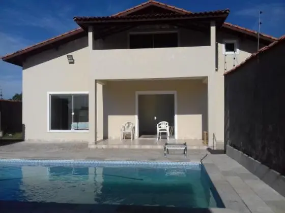 Casas (2) Edificadas em 2 Lotes, Piscina, Churrasqueira