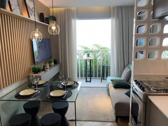 Lindo!! Apartamento de 1 e 2 dormitorios com Sacada.