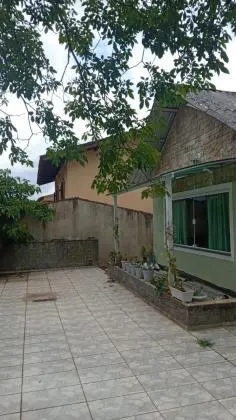 Aluga-se Casa de 4 dormitórios em Ribeirão Pires