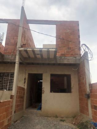 Casa Duplex em Campo Grande Iaraqua 2 Suites