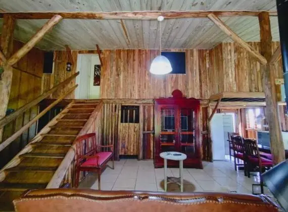 CASA DE ALTO PADRÃO RÚSTICO EM LAJEADINHO - IGREJINHA - RS