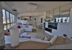 Apartamento copacabana 3 quartos (1 suite)  hidro,frente p/ mar - diária R$600