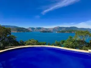 ALUGO CASA EM ANGRA DOS REIS