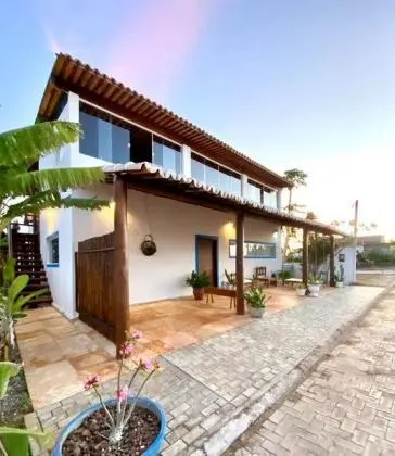 Casa de Condomínio com 6 Quartos e 7 banheiros para morar ou alugar à venda
