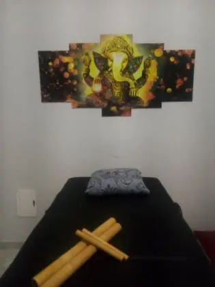 Casa de massagem contrata NÃO PRECISA TER EXPERIÊNCIA