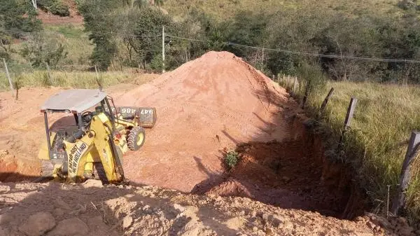 Terreno de 750m2 á Venda