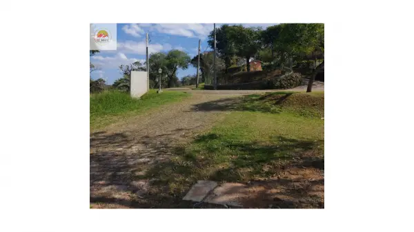 Vende - se Terreno de 5.000m2