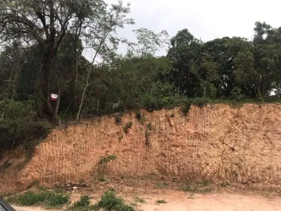 Vende-se Terreno de 573m2