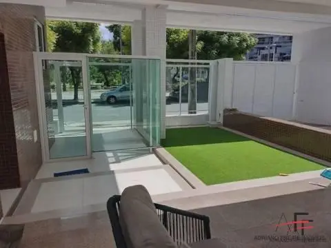 Apartamento com 3 Quartos para alugar, 82m2 - Cocó