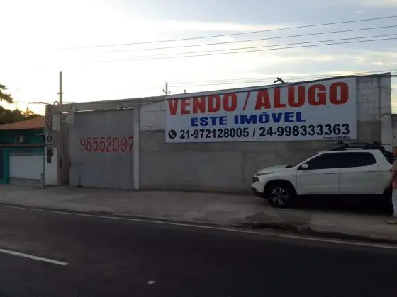VENDA OU ALUGUEL Galpão em Santíssimo perto de Campo Grande