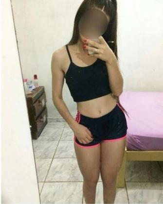 Gata doida pra te dar prazer, vem amor