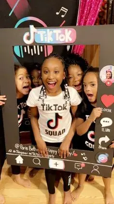 TIKTOK animação de festas 11948594445 tik tok show para eventos