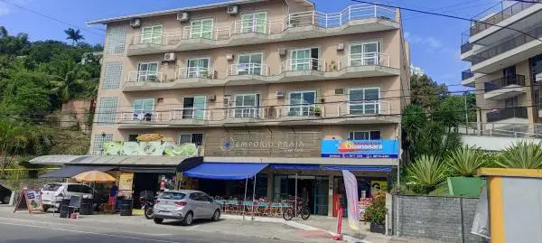 VENDE-SE PRÉDIO LOCALIZADO EM PIRATININGA NITÉROI RJ