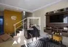Casa para alugar em Cotia, 2 quartos, 2 banheiros e 1 vaga.