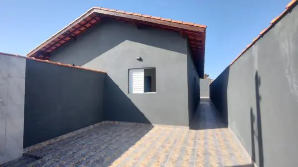 Oportunidade incrível para realizar o sonho da casa própria em Itanhaém!