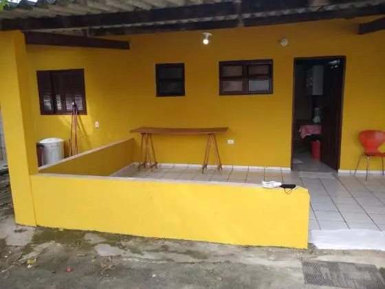 Edícula na Quadra da Praia - Baln Tupy