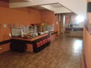 Alugo Espaço, Especialmente Para Bares, Restaurantes, Lanchonetes, Delivery E(ou) Afins, Em Excelen