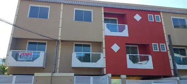 SG - Triplex - R$ 250 mil - 200 m da praia - Perto de comércio