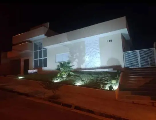 Casa no Condominio Terras do Vale