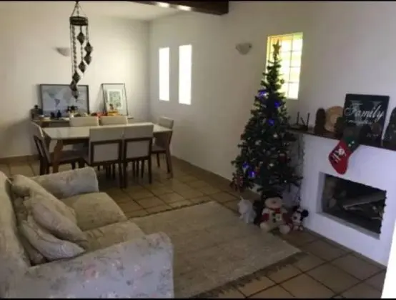 Linda Casa no Condominio Pedra de Fogo