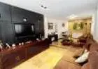 Oportunidade Única! Espetacular Casa com 5 Vagas de Garagem e Amplo Espaço