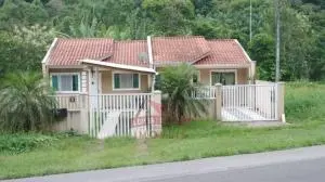 Casa Localizada no Barro Branco