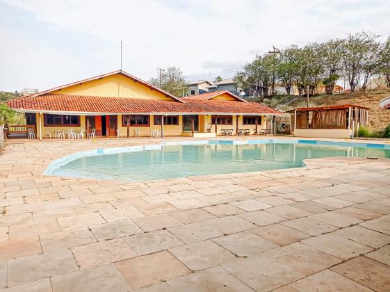 Atibaia 4.500, 00 m2, á 200mts da Rod. F. Dias R$ 1.190.000, 00