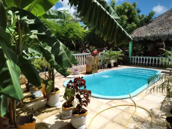 Vendo uma linda casa no Córrego do Ius 01 - Barrinha - Aranaú Acaraú Ce