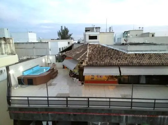 Cobertura linear gigante no Recreio dos Bandeirantes.