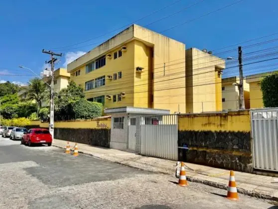vendo apto reformado 3 quartos suite 01 vg predio antigo sem elevador