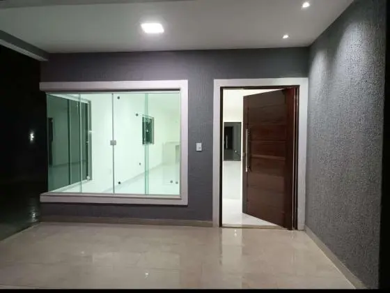 Vende-se Casa Nova em Penedo (Vale dos Reis)