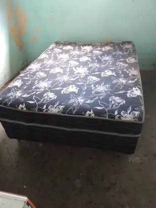 Cama box de casal conjugada