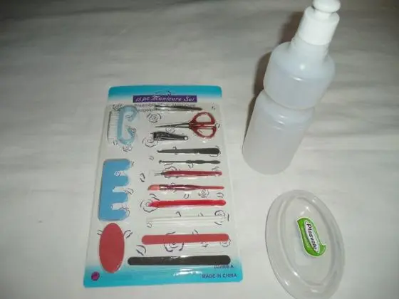 KIT DE MANICURE- TUDO POR R$ 30, 00