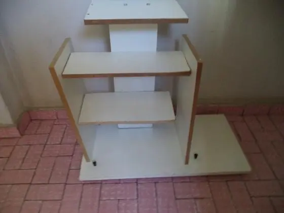 RACK SEMINOVO- R$ 70, 00