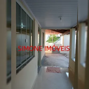 Casa com 03 quartos, bairro São João