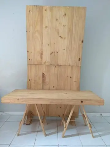 Mesa e painel dobrável R$ 500, 00