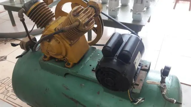 Vende compressor de 15 pés