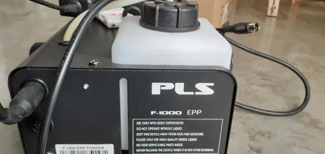 Máquina de fumaça PLS F 1000