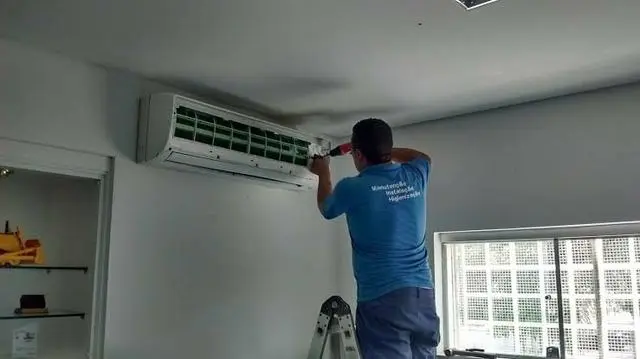 Instalação e manutenção de ar condicionado