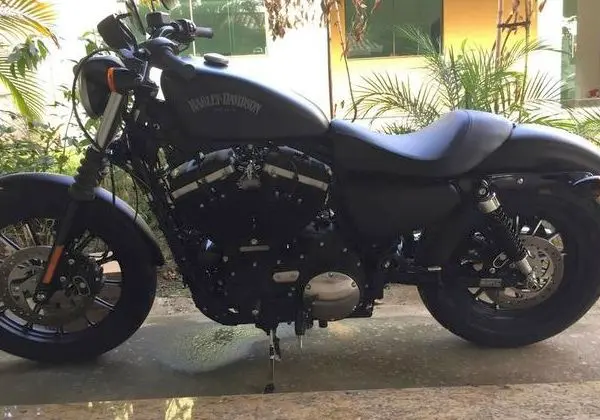 Harley-davidson Sportster Iron 883 preta fosca - 2015