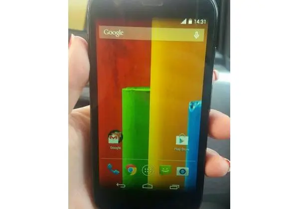 MOTO G 1ª Geração 16 GB - 2 Chips, Tela 4.5, Câmera 5MP, Câmera Frontal