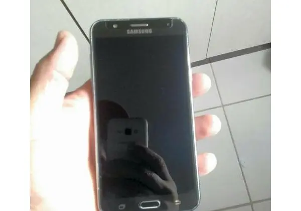 Samsung j7