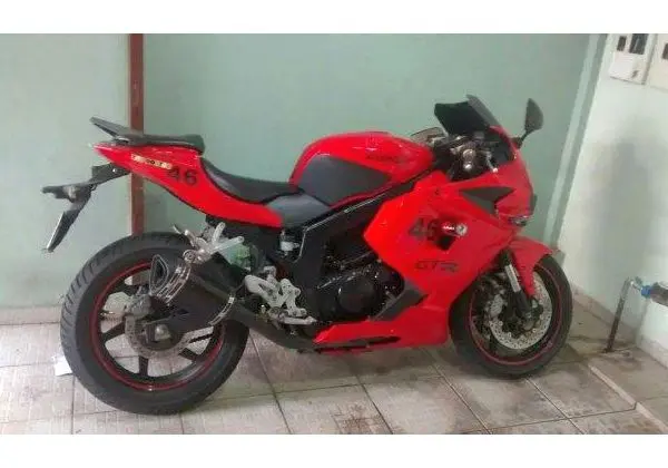 Kasinski Comet Gt 250. top sem detalhe com assessórios - 2012