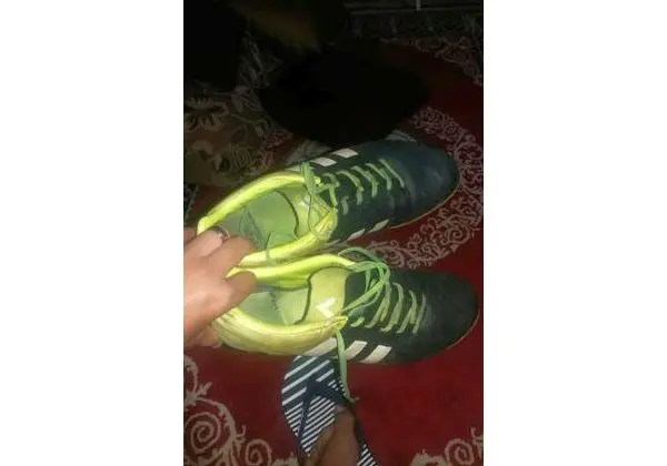 Vendo chuteira adidas $70