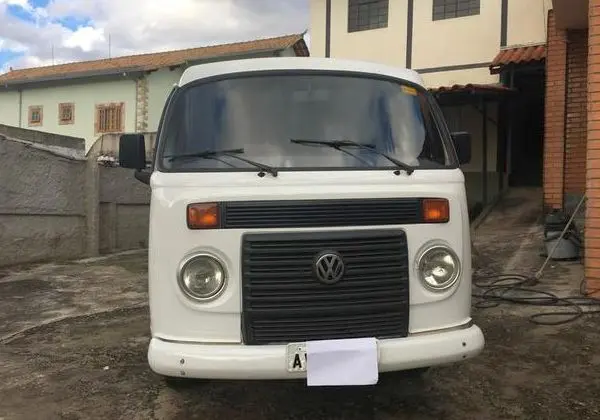 Kombi furgão novíssima Leia o Anuncio - 2012