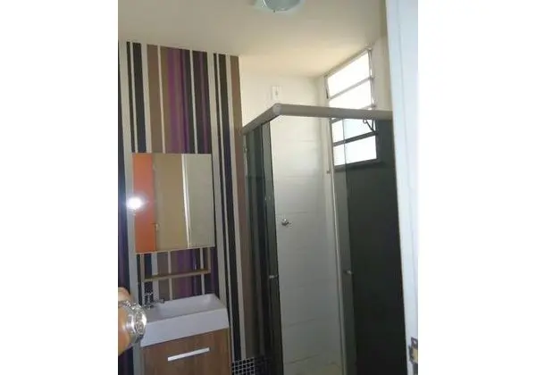 Aluga-se apartamento