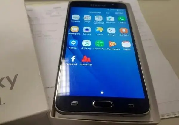 Samsung Galaxy J7 Metal - Preto