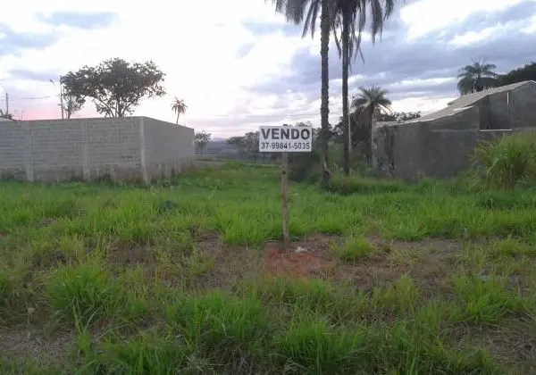 Terreno de 375 m2 no bairro Furnas, São José da Barra-MG